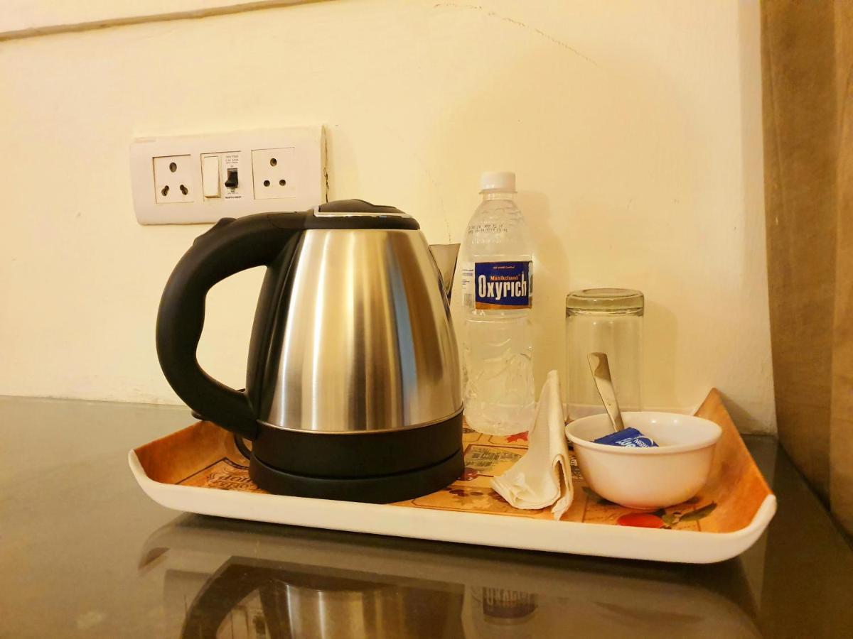 Hotel Merriment Alpha Noida Dış mekan fotoğraf
